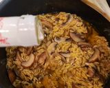 Foto del paso 4 de la receta: Risotto de champiñones y gambas
