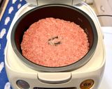 A picture of step 11 of 【A must for mushroom lovers!】Giant hamburg steak with whole jumbo mushrooms in a rice cooker.