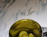 A picture of step 1 of Cucumber mint sip.