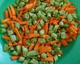 Foto langkah ke 1 dari resep Tumis buncis wortel.