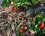 Foto langkah ke 3 dari resep Tumis Terong Teri Cabe Ijo.