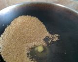 A picture of step 1 of Cracked Dryfruit Wheat Halwa.