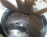 A picture of step 6 of Chocolate moist cake with butter frosting.