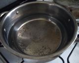 A picture of step 6 of Wonton Soup.