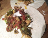 Foto del paso 9 de la receta: Fajitas de pollo y pimientos