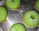 Foto langkah ke 6 dari resep Donat Pandan.