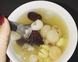 A picture of step 3 of Lotus Seed, Red Date, and Dried Longan Sweet Soup.