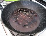 Foto del passaggio 4 della ricetta Riso Venere con Vongole e Gamberetti