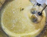 Foto langkah ke 1 dari resep 342. Bolu Zebra Merah Hijau| Sponge Cake Rice Cooker.