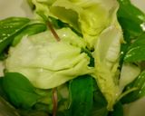 Hình bước làm 1 của món Salad trái bơ
