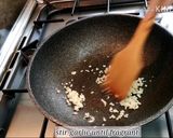 รูปขั้นตอนการทำที่ 1 ของ ไก่ผัดพริกหวาน สูตรสุขภาพ