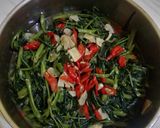 Foto langkah ke 5 dari resep Tumis kangkung.