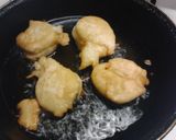 Foto del paso 5 de la receta: Buñuelos con anís estrellado, anís seco y ralladura de limón
