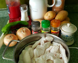 Foto del paso 1 de la receta: Manitas de cordero guisadas con patatas en olla rápida