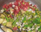 पौष्टिक  बाजरिची खिचडी (Paushtic Bajrichi Khichdi Recipe In Marathi) रेसिपी स्टेप 2 फोटो 