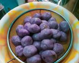 Foto langkah ke 4 dari resep Klepon Ubi ungu.