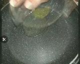 A picture of step 2 of Stuff beetroot poori.