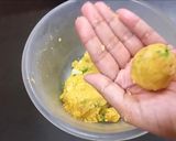 A picture of step 2 of Potato balls.