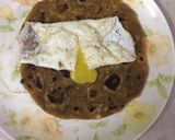 A picture of step 4 of Lava egg on missi roti.