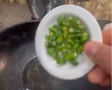 A picture of step 7 of Matar Kachori.