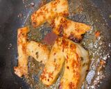 A picture of step 6 of Caramelised pan fried halloumi bagel.