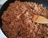 Hình bước làm 5 của món Sườn cây nướng, chả từ da cá hồi, ruốc cá hồi