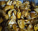 Foto langkah ke 4 dari resep Tahu Jamur Masak ala Bistik.