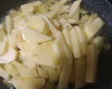 Foto del paso 4 de la receta: Tortilla de espinacas patatas cebolla y ajo