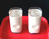 A picture of step 4 of Morning energy booster shake.