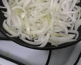 Foto del paso 2 de la receta: Zapallo coreano(Anco)con cebollas caramelizadas y queso azul