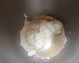 Une image de l'étape 3 de Petits pains vanille épeautre yaourt.