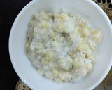 A picture of step 2 of Boondi onion raita.