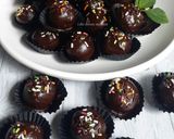 Foto langkah ke 5 dari resep Bola-bola coklat.