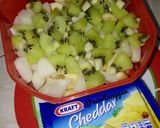 Foto langkah ke 1 dari resep Salad Buah Yummy.
