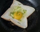 Foto langkah ke 3 dari resep Roti Panggang Keju Telur.