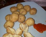 Foto langkah ke 5 dari resep Tahu bulat isi bakso keju sosis.