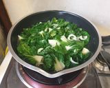 A picture of step 1 of Stir fry NaiBai with garlic.