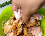 Foto langkah ke 2 dari resep Ayam goreng pedas/chili padi.