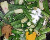 ভেন্ডি ঝাল (bhendi (Ladies Finger) receipe in Bengali ) রেসিপির ধাপ 2 ছবি