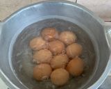 Foto langkah ke 2 dari resep Telur balado.