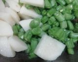 A picture of step 1 of Beans Aloo.