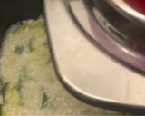 Foto del passaggio 3 della ricetta Risotto di zucchina cremoso