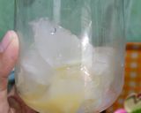 Foto langkah ke 3 dari resep Es Nanas kuah Lemon.