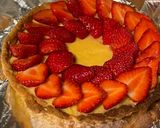 A picture of step 10 of Glazed strawberry custard tart 🍓.