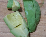 Foto del paso 2 de la receta: Ensalada de papaya con aguacate
