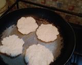 Foto langkah ke 2 dari resep Kue Rangi Teflon.