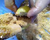 A picture of step 4 of Hari mirch adrek or leemo ka achar.