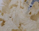 Foto del paso 4 de la receta: Budín cuatro cuartos con frutos secos