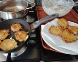 Foto del passaggio 3 della ricetta Frittelle di mele