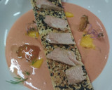 Foto del paso 3 de la receta: Salmorejo de fresas y crujiente con ventresca